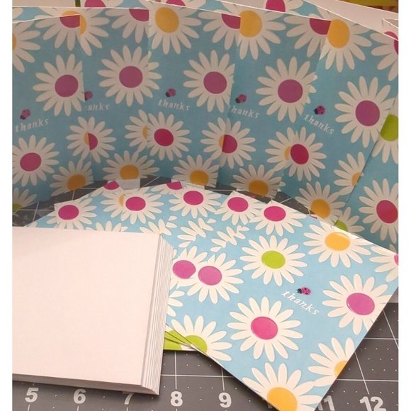 Hallmark Stationary 12 Thank You Cards w/ Envelopes Colorful Flower Pattern  New - Picture 2 of 9